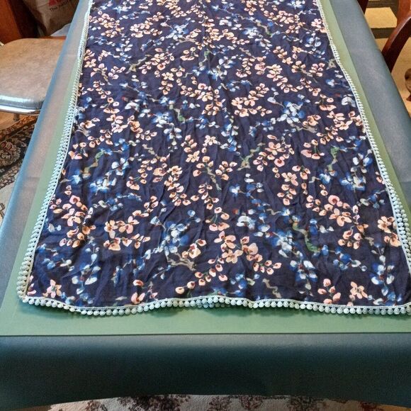 NWT Lands'End Deep Sea Floral Bloom Scarf - Picture 1 of 7